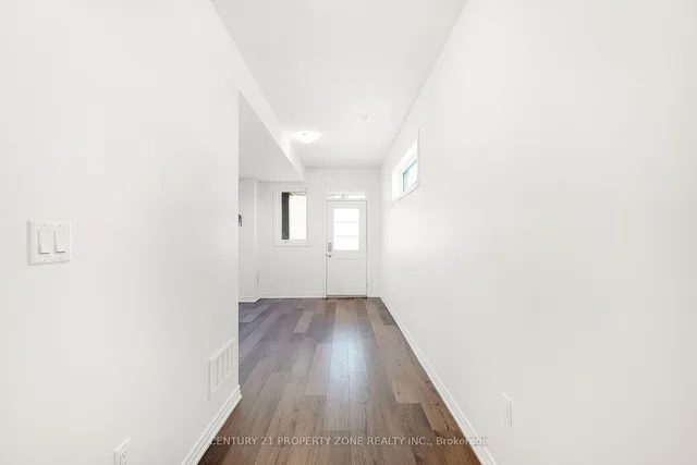 Additional image 7 of 61 Soho St Unit 102