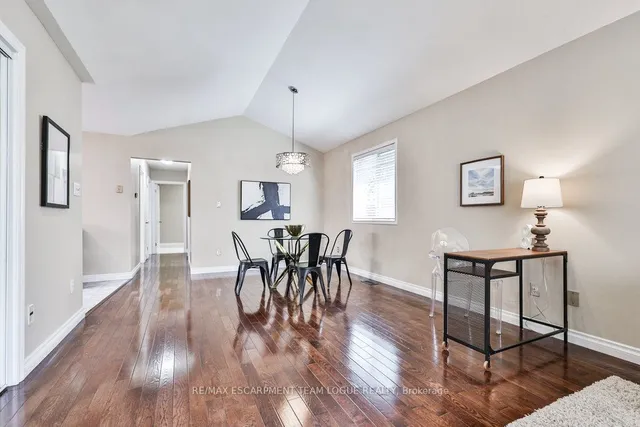 Additional image 6 of 2911 Darien Rd