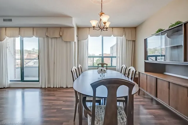 Additional image 7 of 8 Main St Unit 401