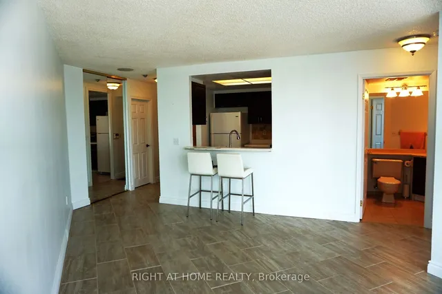 Additional image 15 of 7 Concorde Pl Unit 2110