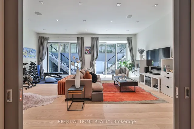 Additional image 34 of 179 Old Yonge St