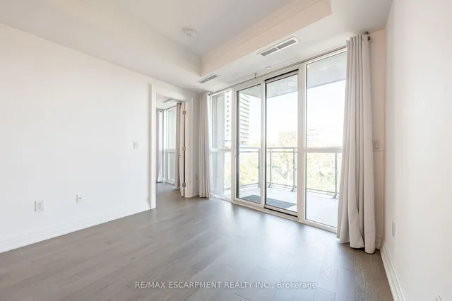 Additional image 18 of 2060 Lakeshore Rd Unit 406