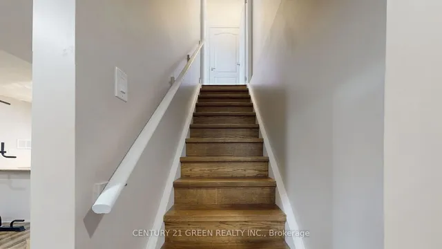 Additional image 34 of 881 Minchin Way