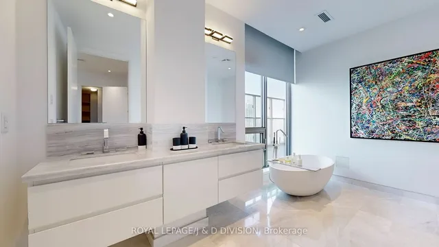 Additional image 17 of 50 Charles St Unit 5502