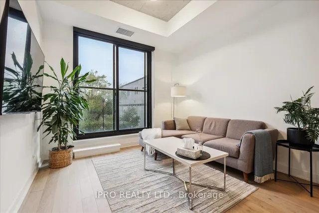 Additional image 14 of 2720 Dundas St Unit 201