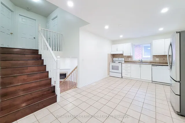 Additional image 23 of 482 Berkindale Dr