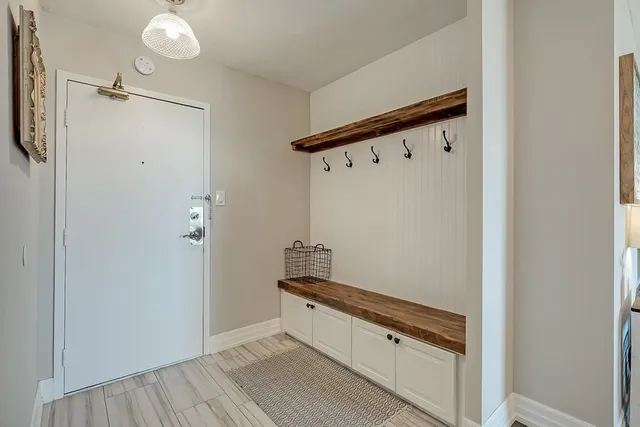 Additional image 5 of 1425 GHENT Ave Unit 901