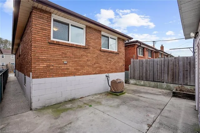 Additional image 40 of 67 Burton St