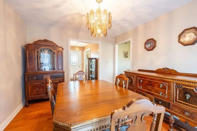 Additional image 8 of 8560 Leeming Rd