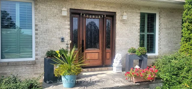 Additional image 4 of 155 Meadowland Cres