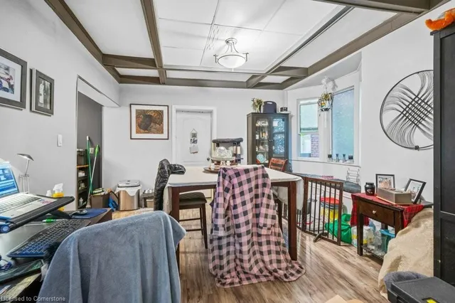 Additional image 8 of 95 Spadina Ave