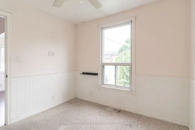 Additional image 13 of 200 Tragina Ave