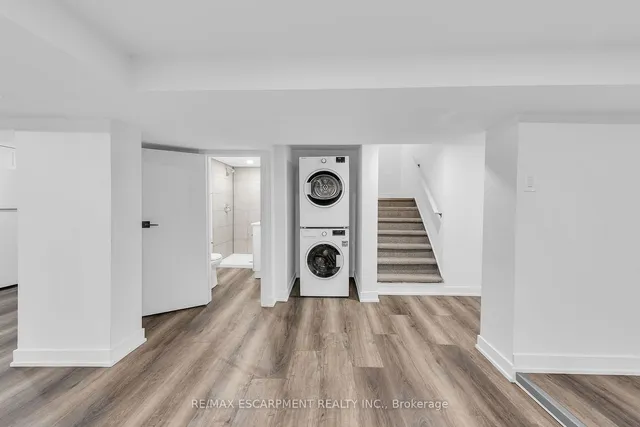 Additional image 20 of 21 Weir St