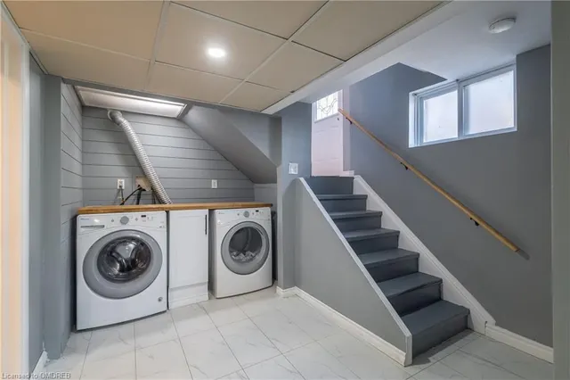 Additional image 12 of 55 Allan Ave