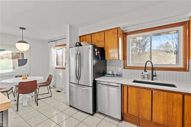 Additional image 14 of 173 Columbia Dr