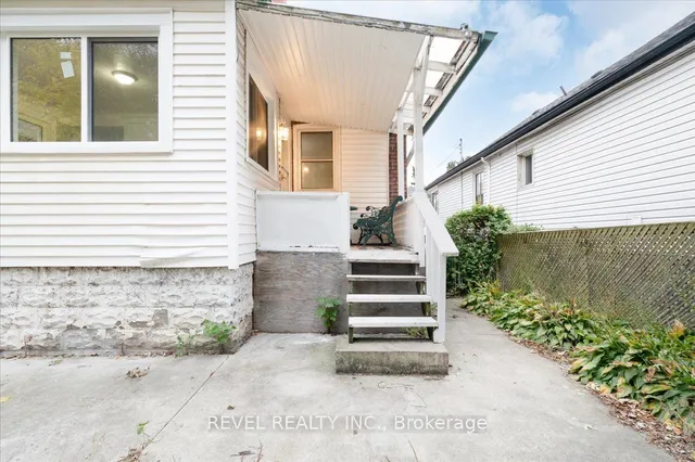 Additional image 22 of 105 Edgemont St