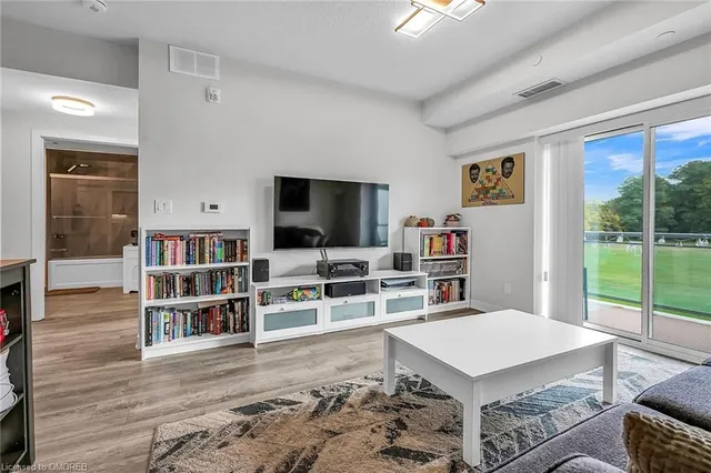 Additional image 16 of 16 Markle Cres Unit 303