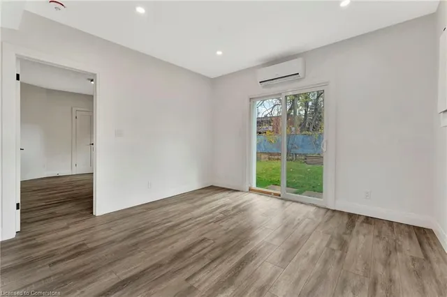 Additional image 15 of 306 Paling Ave