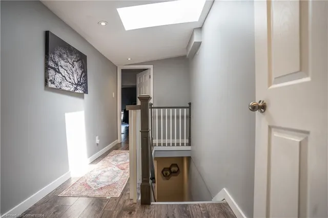 Additional image 42 of 165 Emerald St