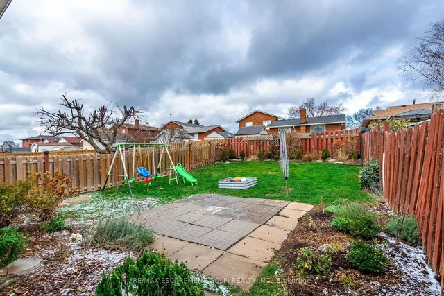 Additional image 38 of 51 LEGGETT Cres