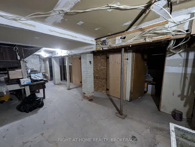 Additional image 29 of 113 Wellington St