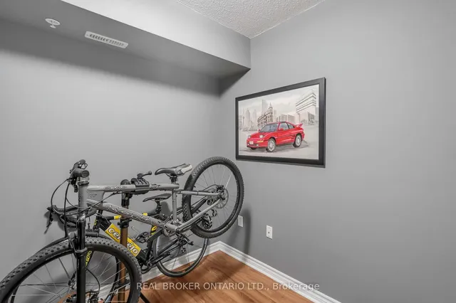 Additional image 9 of 1340 Main St Unit 408