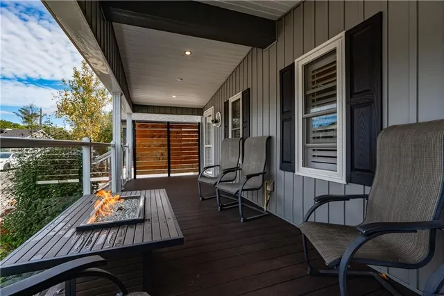 Additional image 30 of 4449 MILBUROUGH Line Unit 8 Poplar St