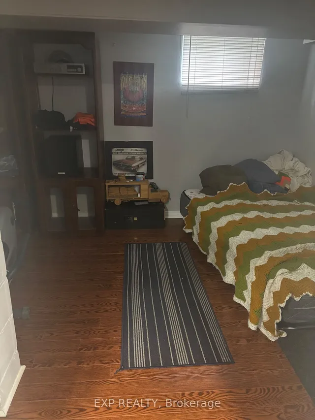 Additional image 20 of 46 Delena Ave
