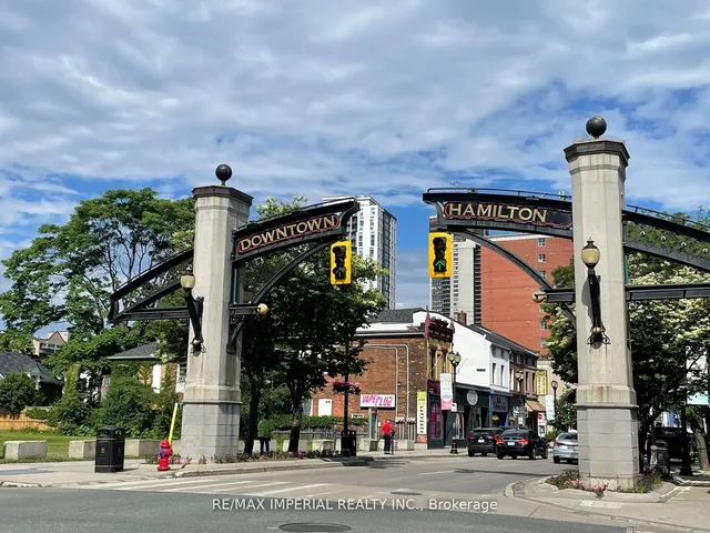 Additional image 7 of 1 Jarvis St Unit 1016