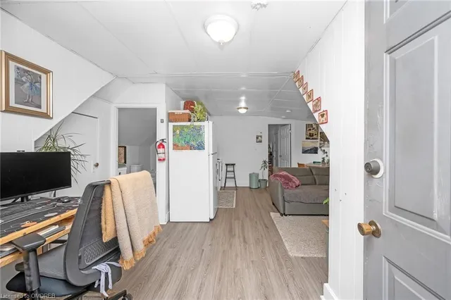 Additional image 26 of 117 Fairleigh Ave