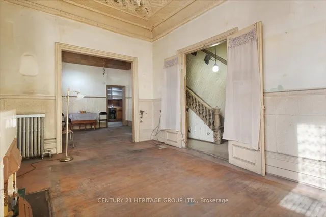 Additional image 9 of 143 Catharine St