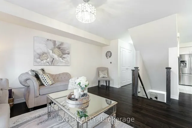 Additional image 9 of 106 Lemieux Crt