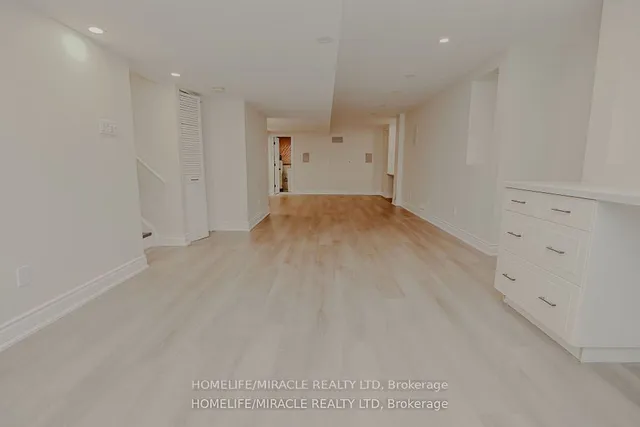 Additional image 10 of 305 fasken Crt