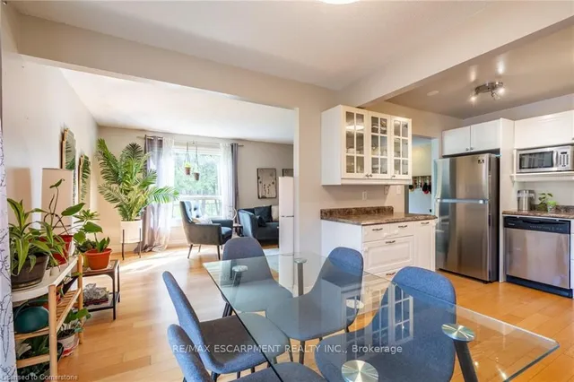 Additional image 19 of 657 Francis Rd Unit 3