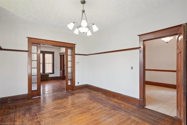 Additional image 16 of 76 Spadina Ave