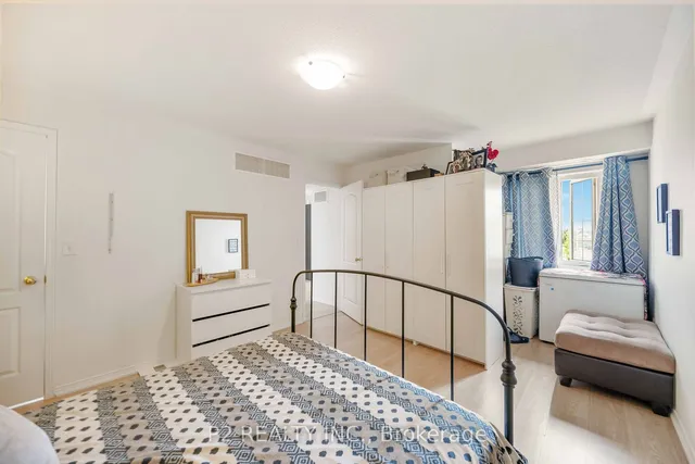 Additional image 34 of 145 Isaac Devins Blvd Unit 6