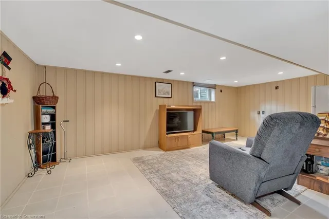 Additional image 29 of 67 Galbraith Dr