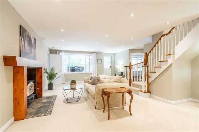 Additional image 16 of 702 KING Rd