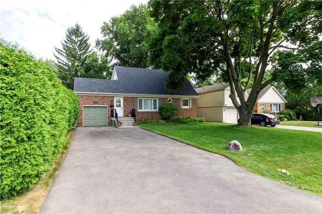 Additional image 2 of 1043 JOAN Dr