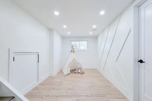 Additional image 27 of 602 Jennifer Cres