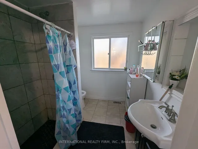 Additional image 25 of 76 West 4th St