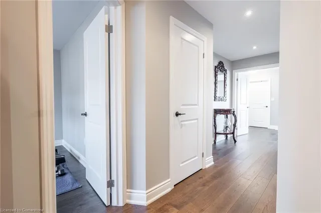 Additional image 23 of 8 Cesar Pl