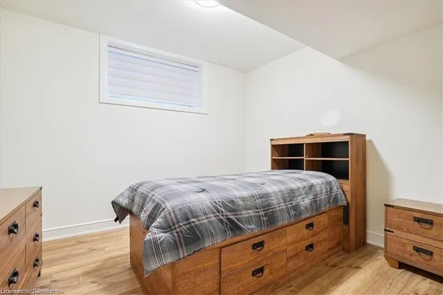 Additional image 41 of 166 Concession St