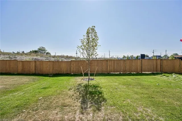 Additional image 42 of 61 Soho St Unit 42