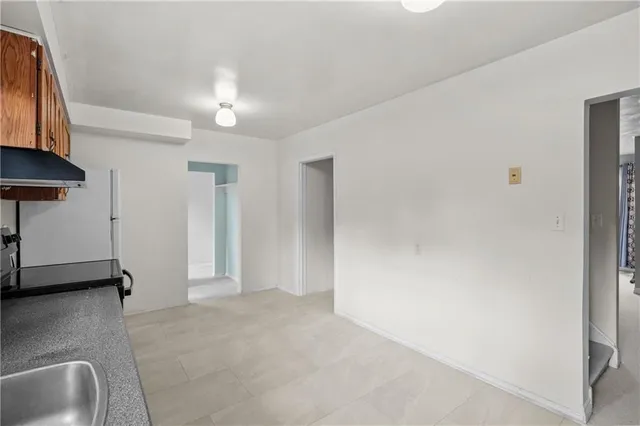 Additional image 5 of 2384 MARYVALE Crt