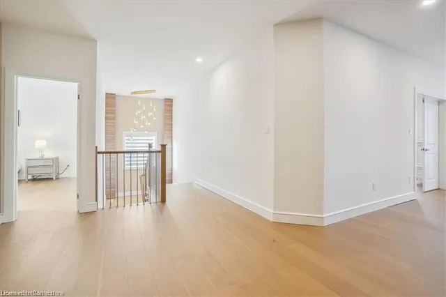 Additional image 22 of 166 Concession St