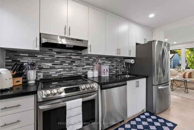 Additional image 13 of 404 Tragina Ave