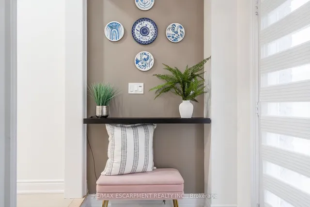 Additional image 4 of 158 Agro St