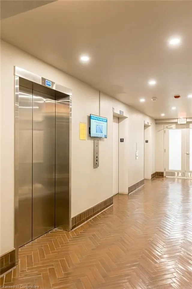 Additional image 4 of 66 Bay St Unit 613