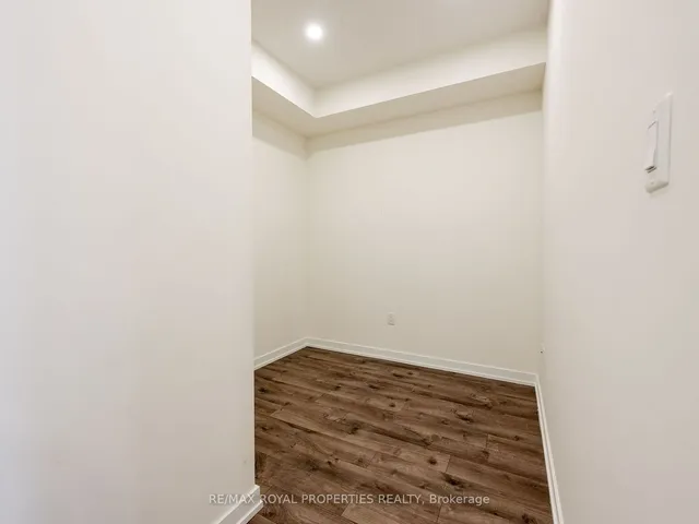 Additional image 28 of 101 Shoreview Pl Unit 339